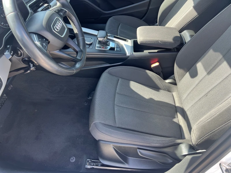 Audi A4 2.0 ТDI , снимка 9 - Автомобили и джипове - 50173456