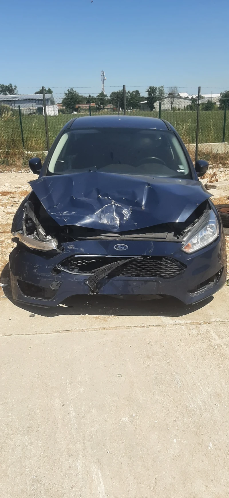 Ford Focus 1.0i, снимка 3 - Автомобили и джипове - 50966943