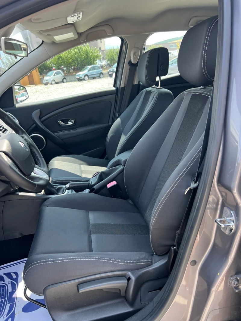 Renault Megane 1.9d, снимка 11 - Автомобили и джипове - 51167849