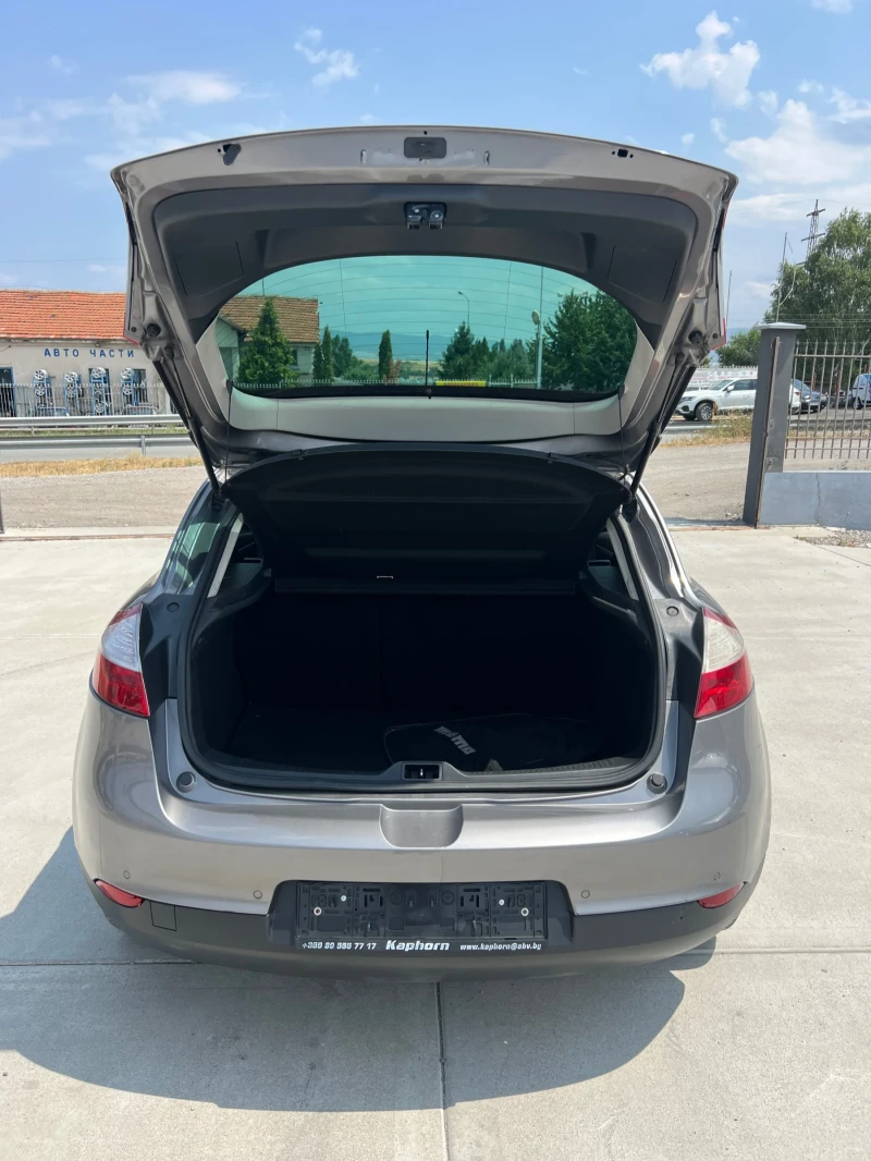 Renault Megane 1.9d, снимка 5 - Автомобили и джипове - 51167849