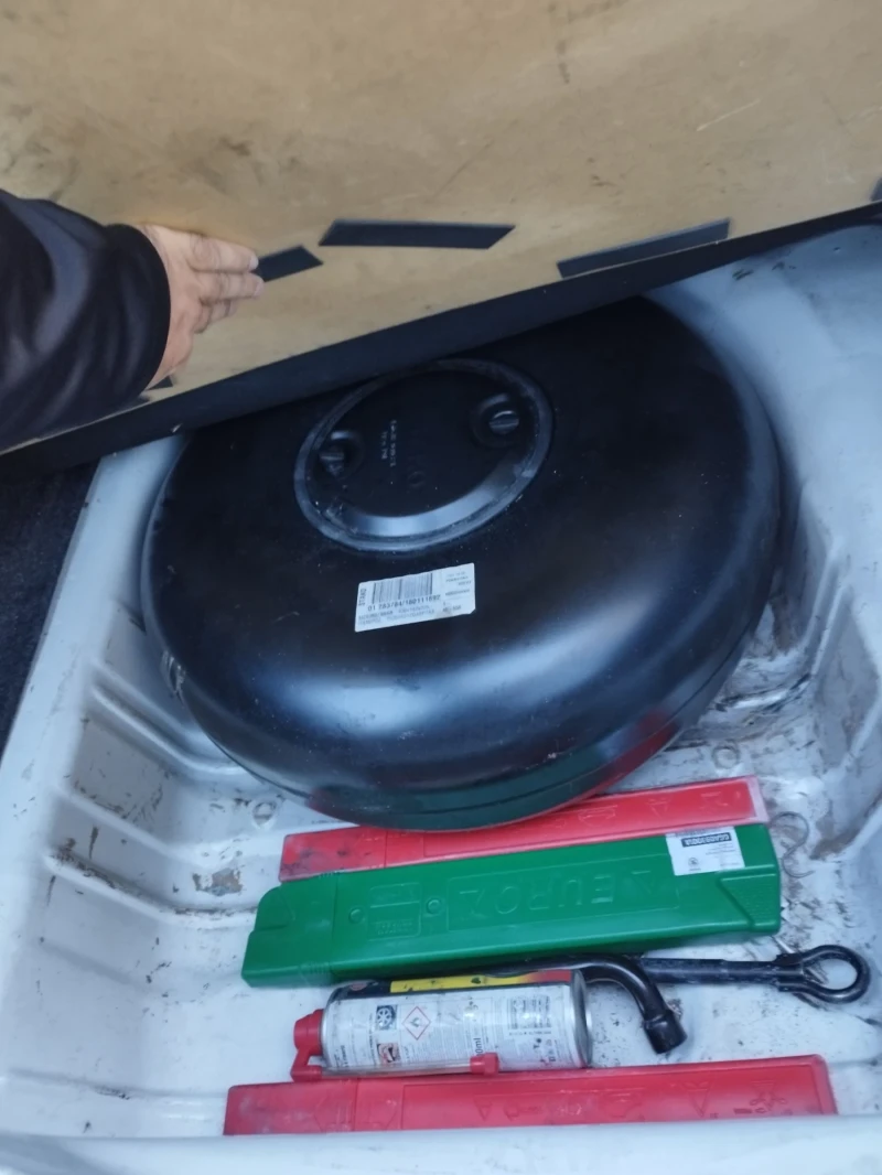 Citroen C-Elysee Камера, климатроник, лед дневни светлини., снимка 17 - Автомобили и джипове - 52060343