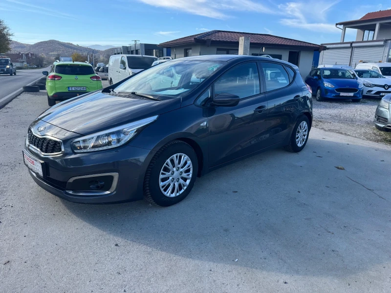 Kia Ceed 1.0 Т evro 6 dinamik, снимка 2 - Автомобили и джипове - 52405793