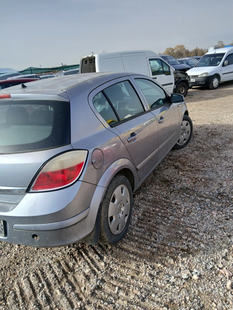 Opel Astra Astra H 1.4 бензи 1.7 Cdti  на части, снимка 4 - Автомобили и джипове - 52558409