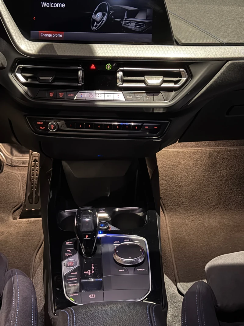 BMW 120 d xDrive M , снимка 10 - Автомобили и джипове - 52615828