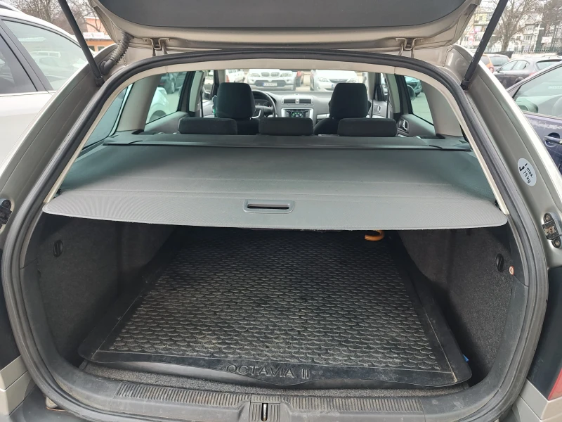 Skoda Octavia SCOUT 4X4, снимка 16 - Автомобили и джипове - 52755906