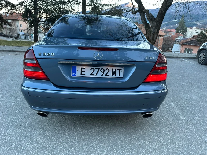Mercedes-Benz E 320 CDI, снимка 6 - Автомобили и джипове - 52836898