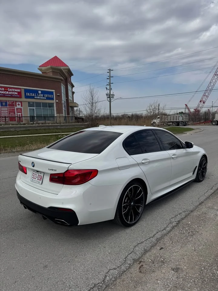 BMW 540 M PACK * PANO * HARMAN * KAMERA * HEAD UP* CARFAX  - изображение 4