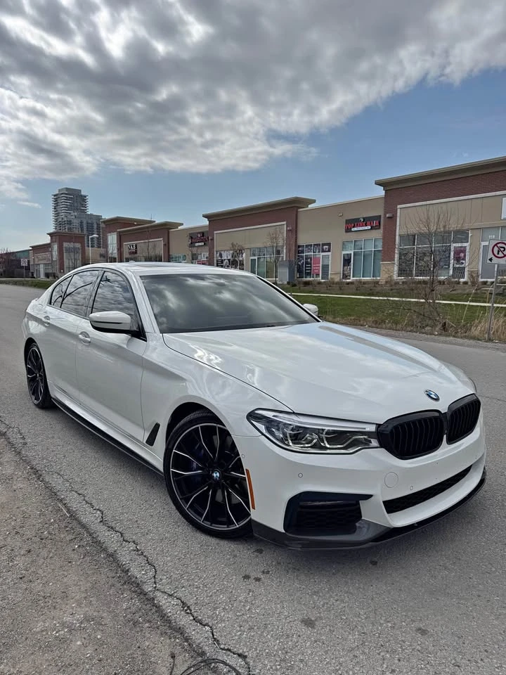 BMW 540 M PACK * PANO * HARMAN * KAMERA * HEAD UP* CARFAX 