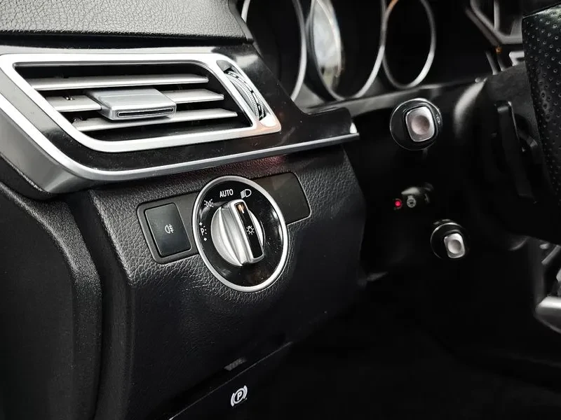 Mercedes-Benz E 220 | Mobile.bg � ����������� 16