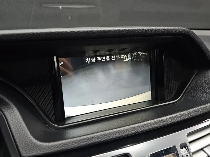 Mercedes-Benz E 220 | Mobile.bg � ����������� 15