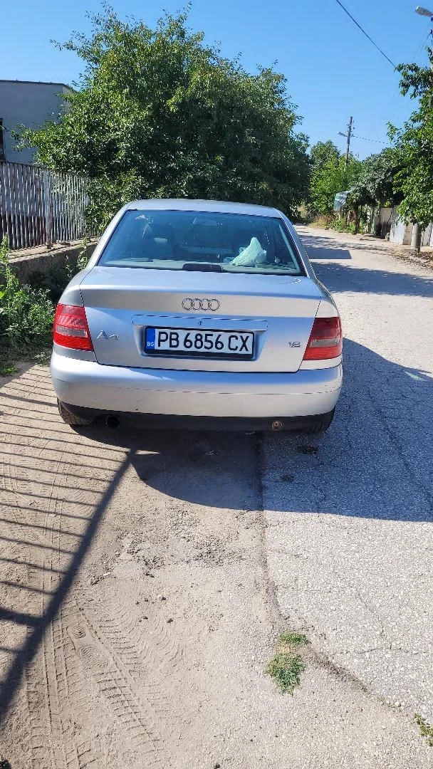 Audi A4, снимка 3 - Автомобили и джипове - 55530557