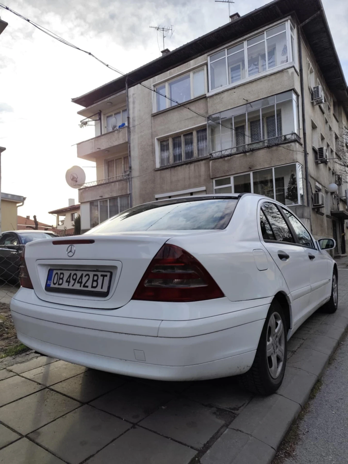 Mercedes-Benz C 200 CDI - изображение 2