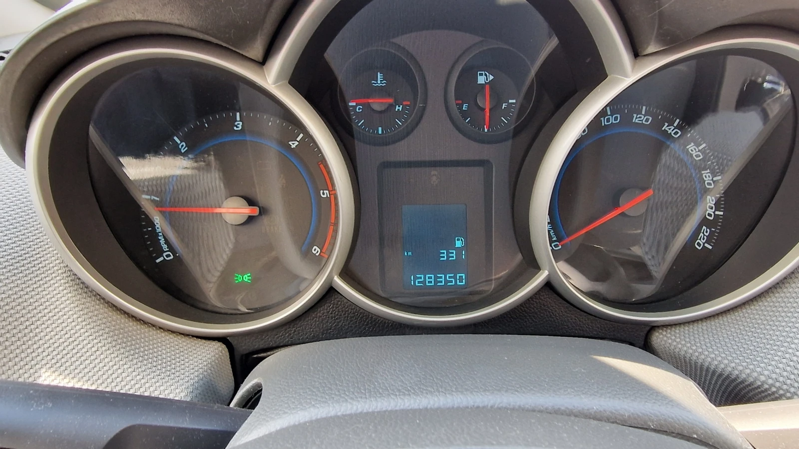 Chevrolet Cruze  - изображение 2