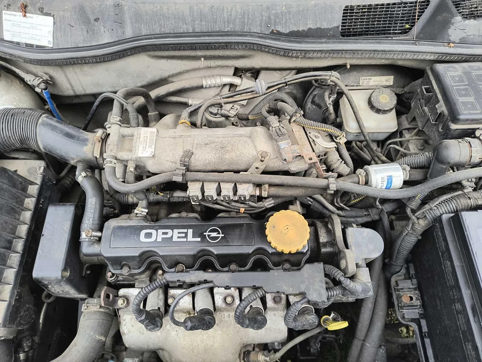 Opel Astra Комби газ-бензин - изображение 9
