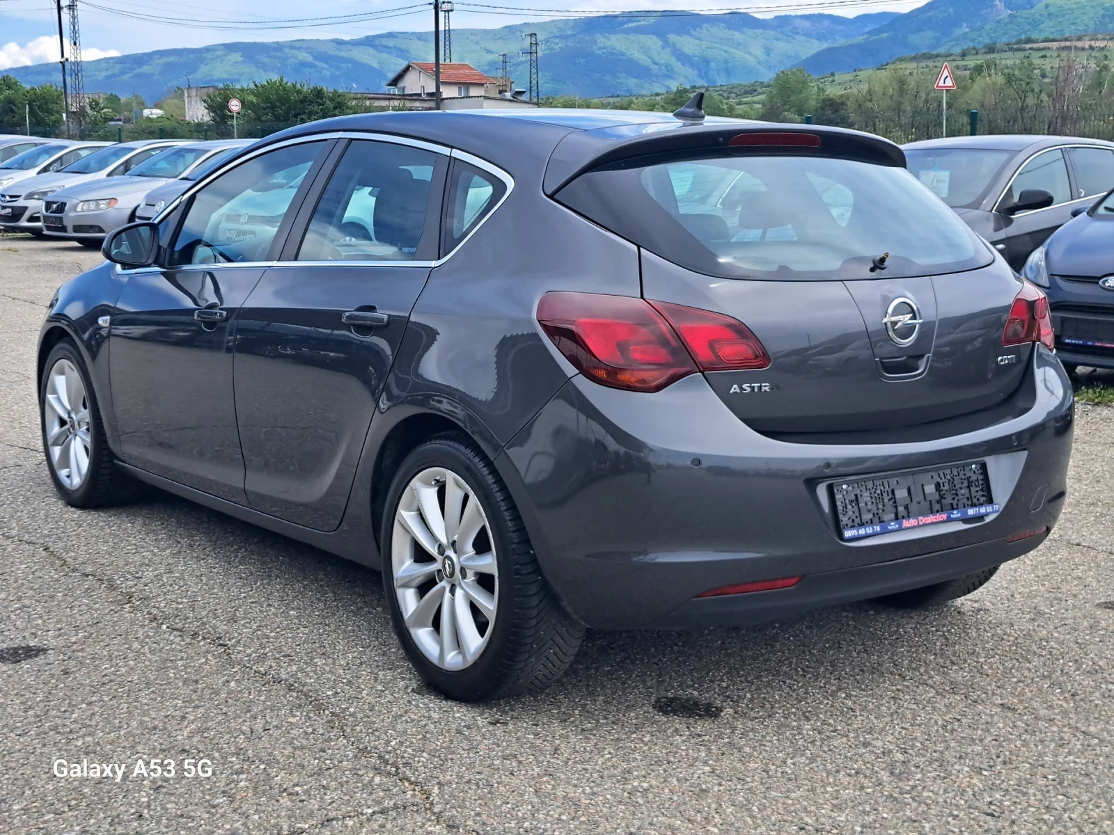 Opel Astra 1, 7 cdti - изображение 7