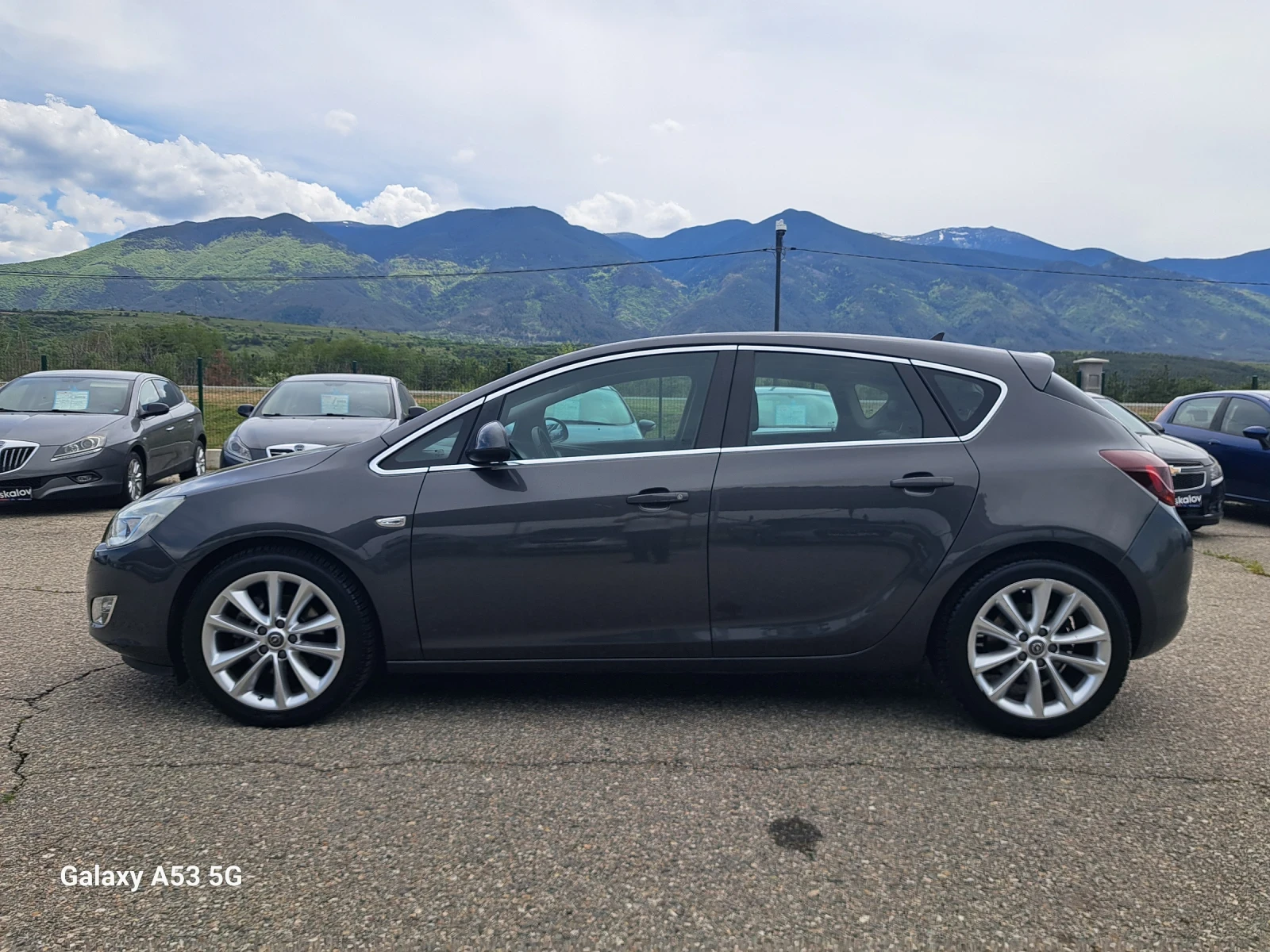 Opel Astra 1, 7 cdti - изображение 8