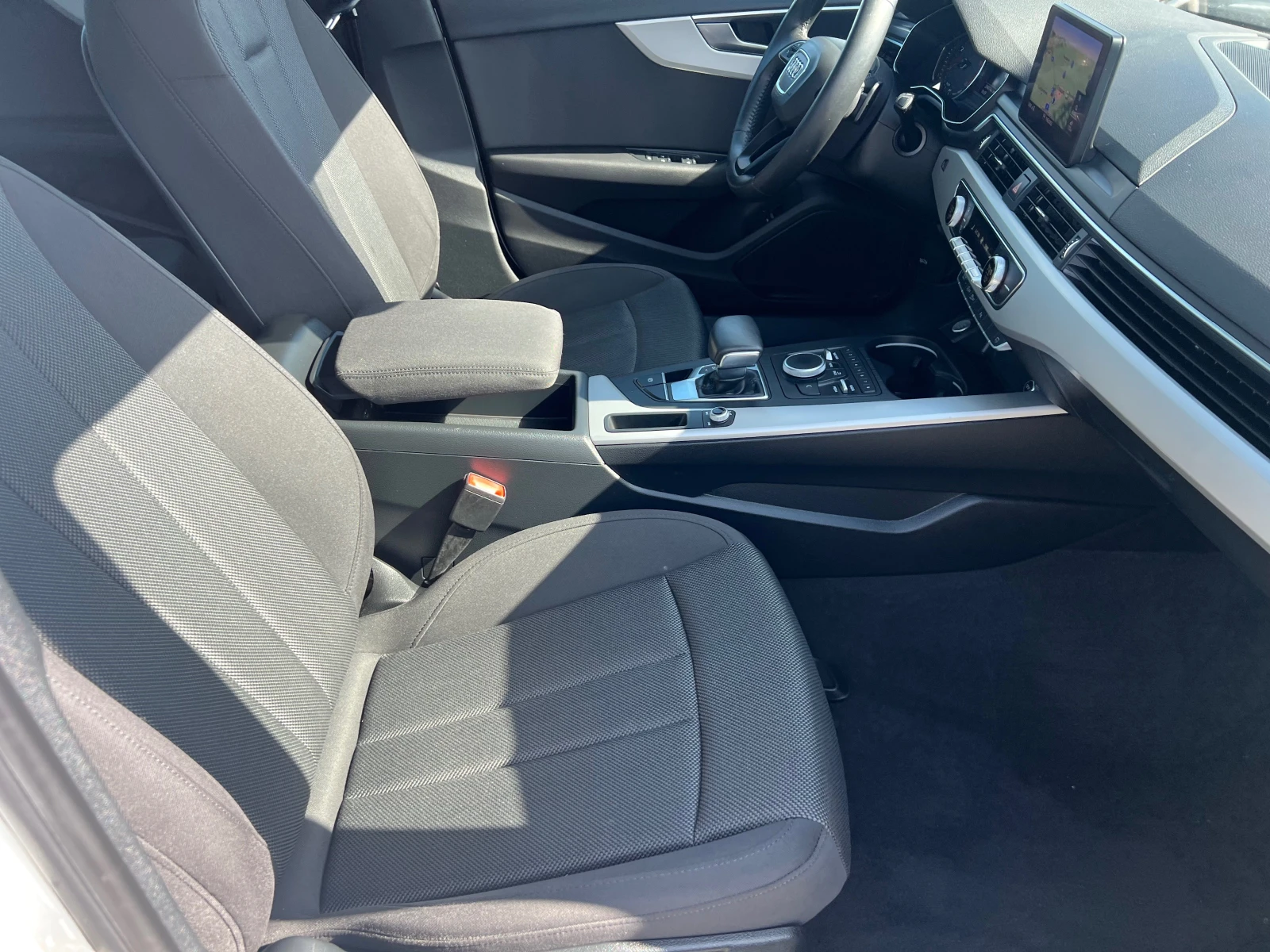 Audi A4 2.0 DI  | Mobile.bg   12