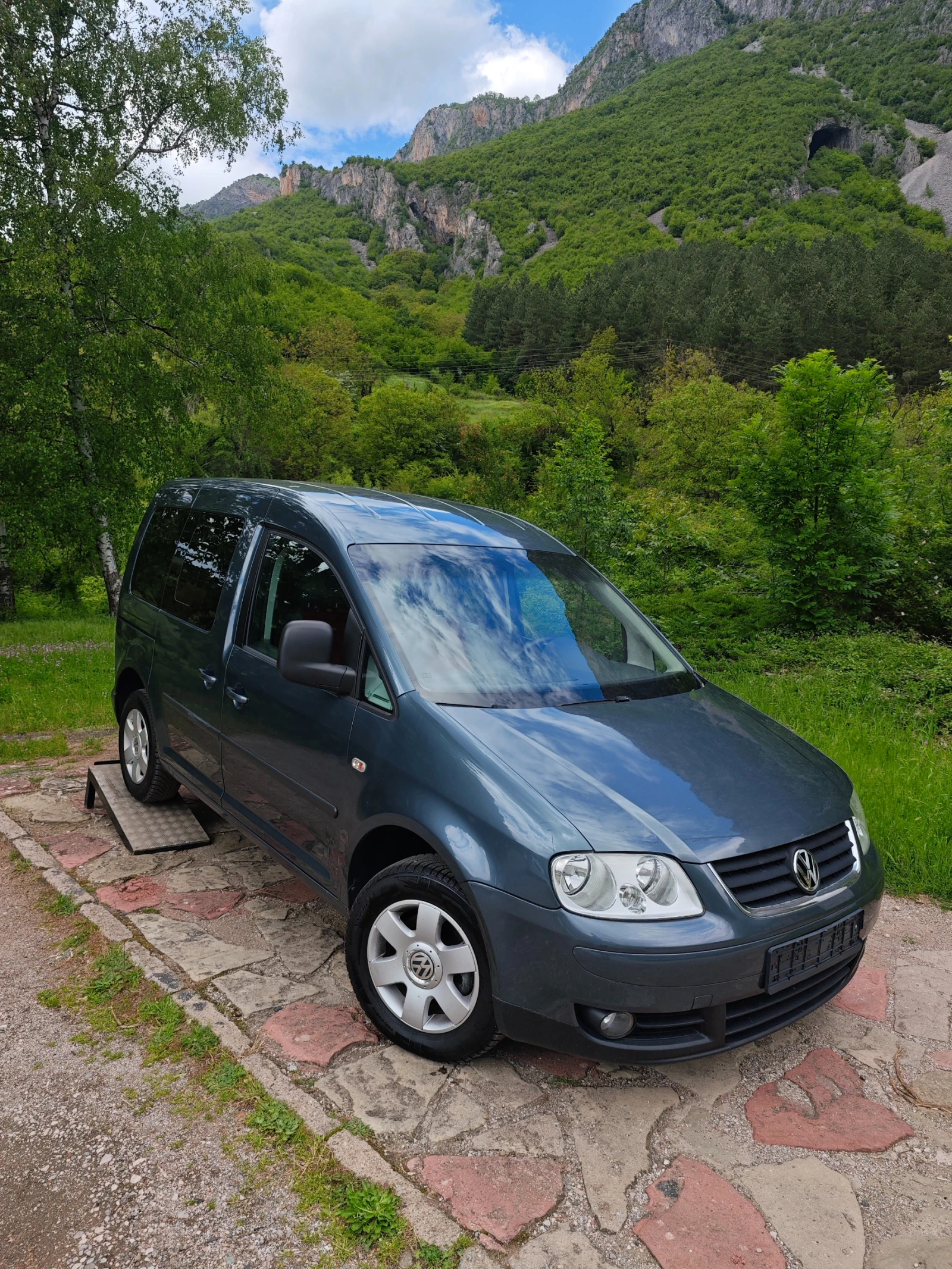 VW Caddy 2.0I  | Mobile.bg   15