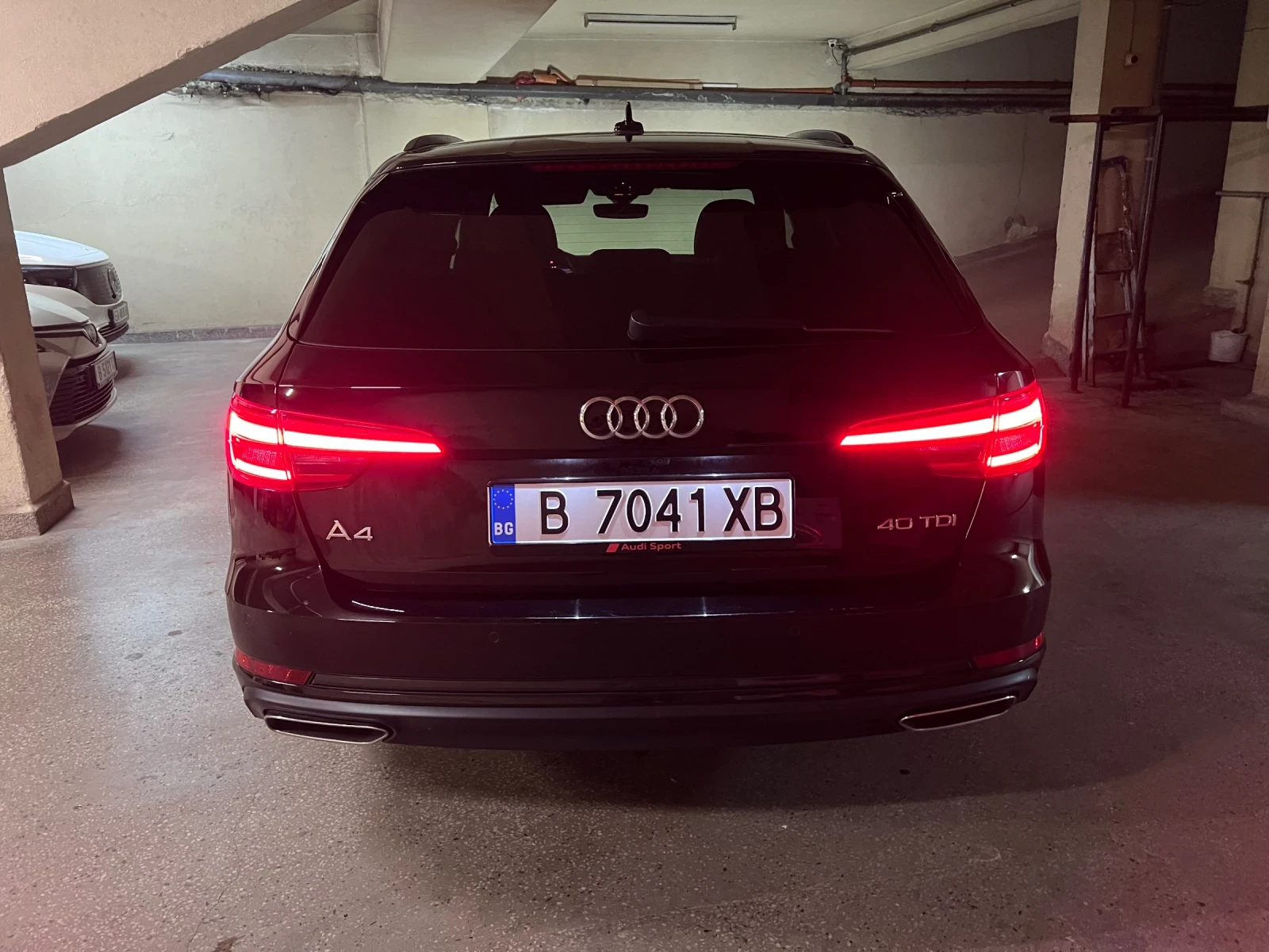 Audi A4 40TDI Sport, Matrix - изображение 5
