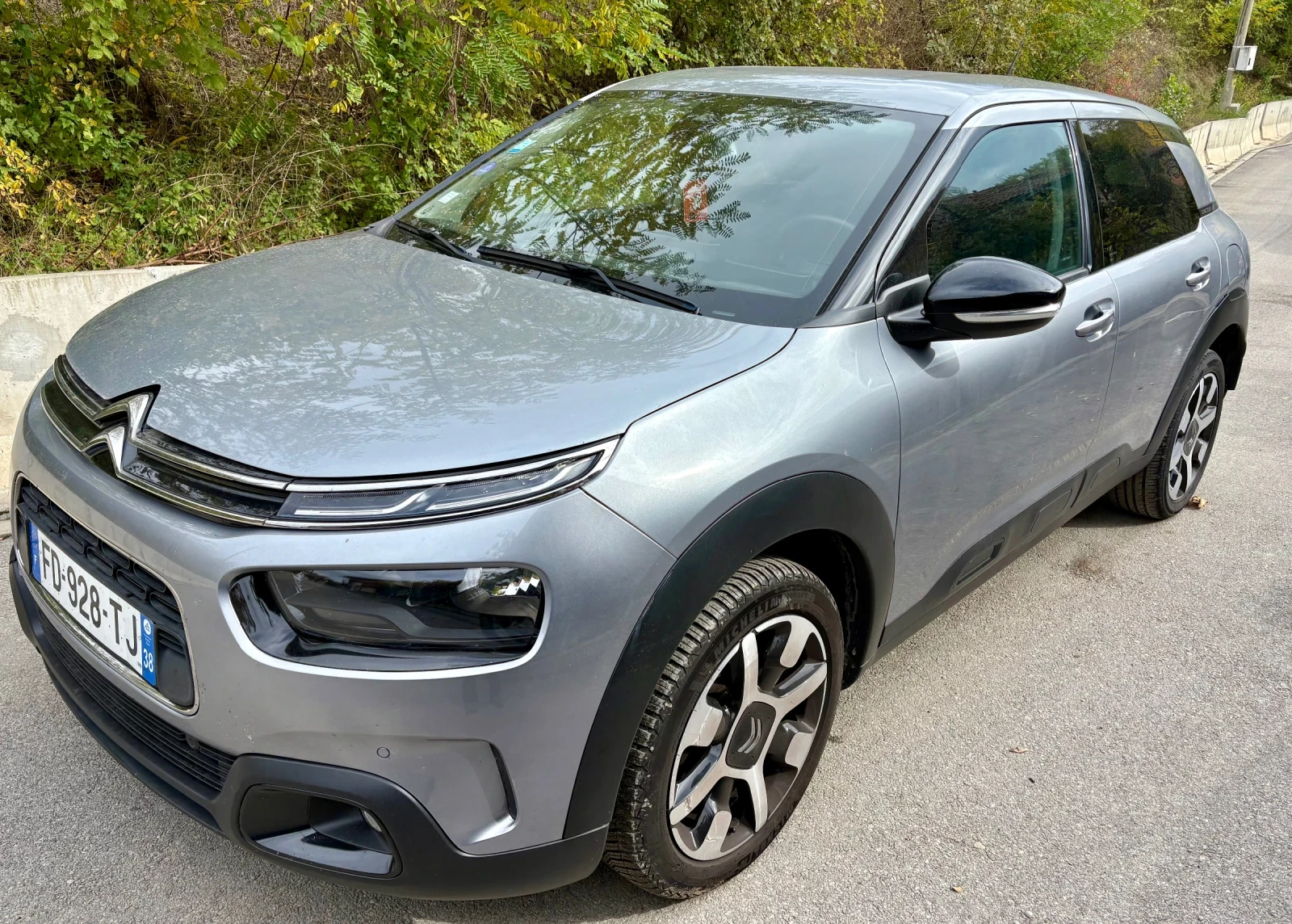 Citroen C4 Cactus 1.2 AUTOMATIC KEYLESS EURO6 CAMERA | Mobile.bg — изображение 1