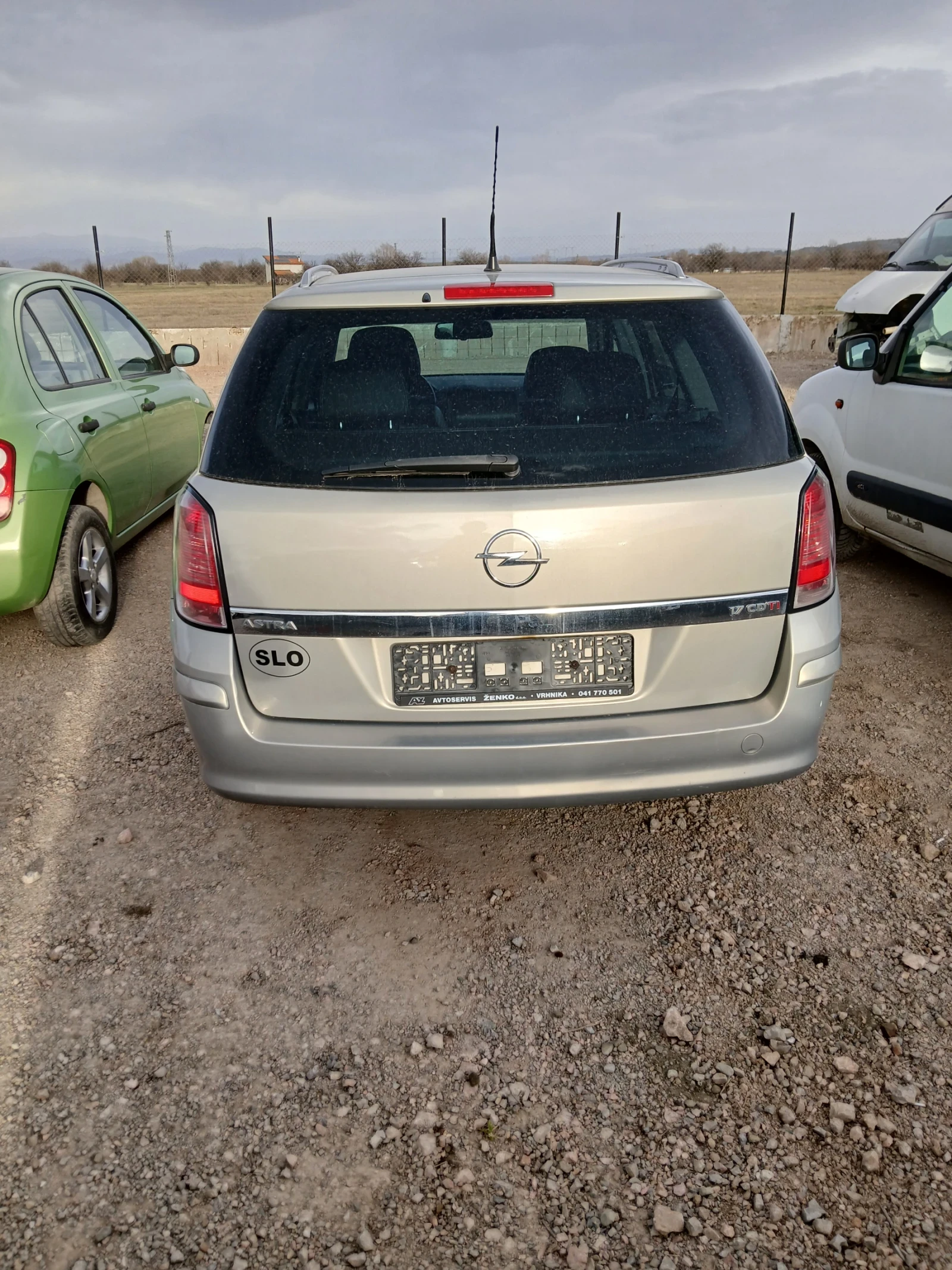 Opel Astra Astra H 1.4 бензи 1.7 Cdti  на части - изображение 10