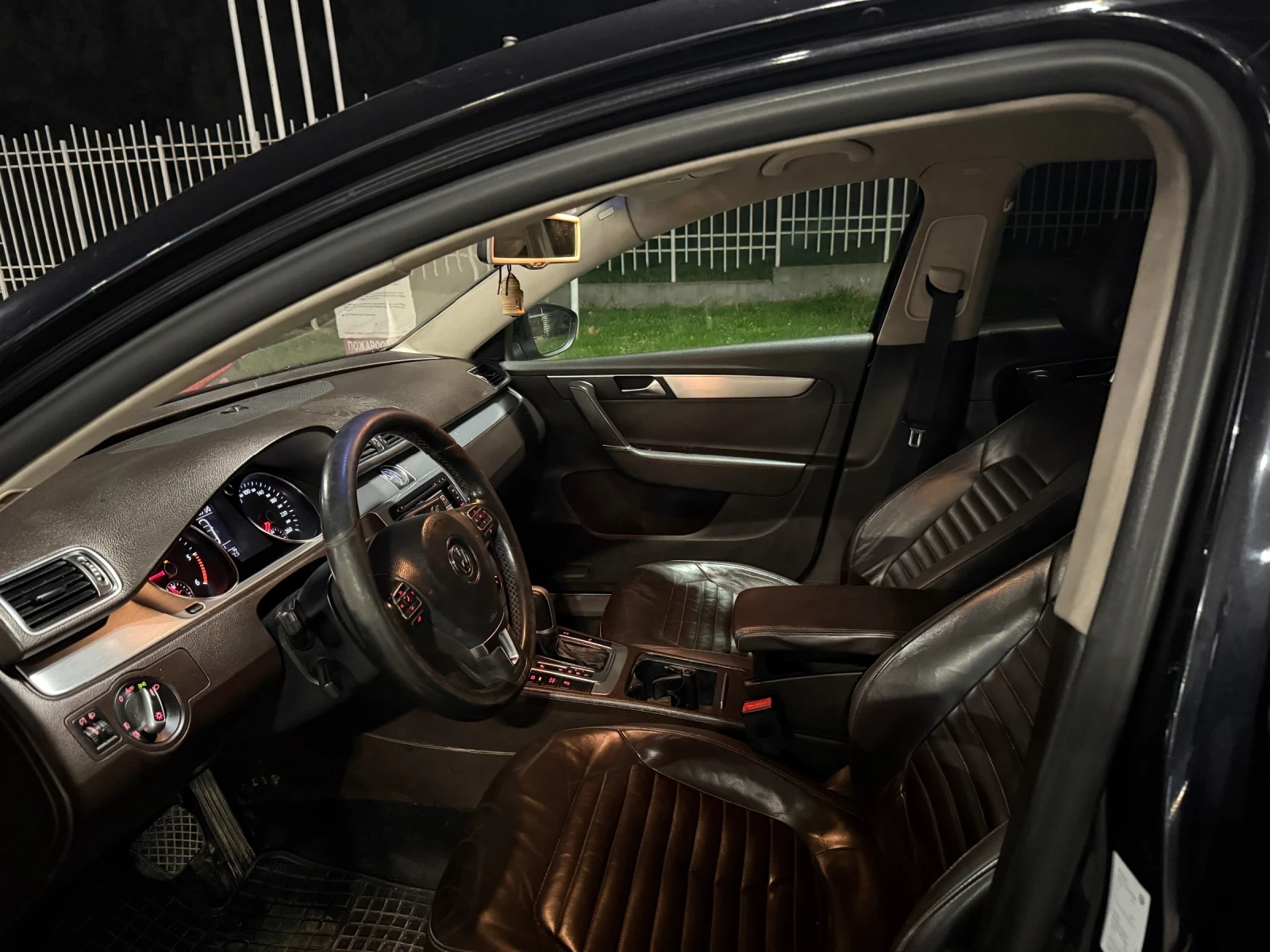 VW Passat * DSG* HIGHLINE* ��� ����* CAMERA*  | Mobile.bg � ����������� 10