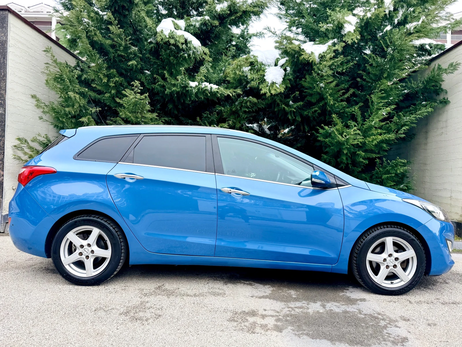 Hyundai I30 1.6CRDI PANORAMA NAVI KAMERA KOJA KEYLESS-GO | Mobile.bg � ����������� 4