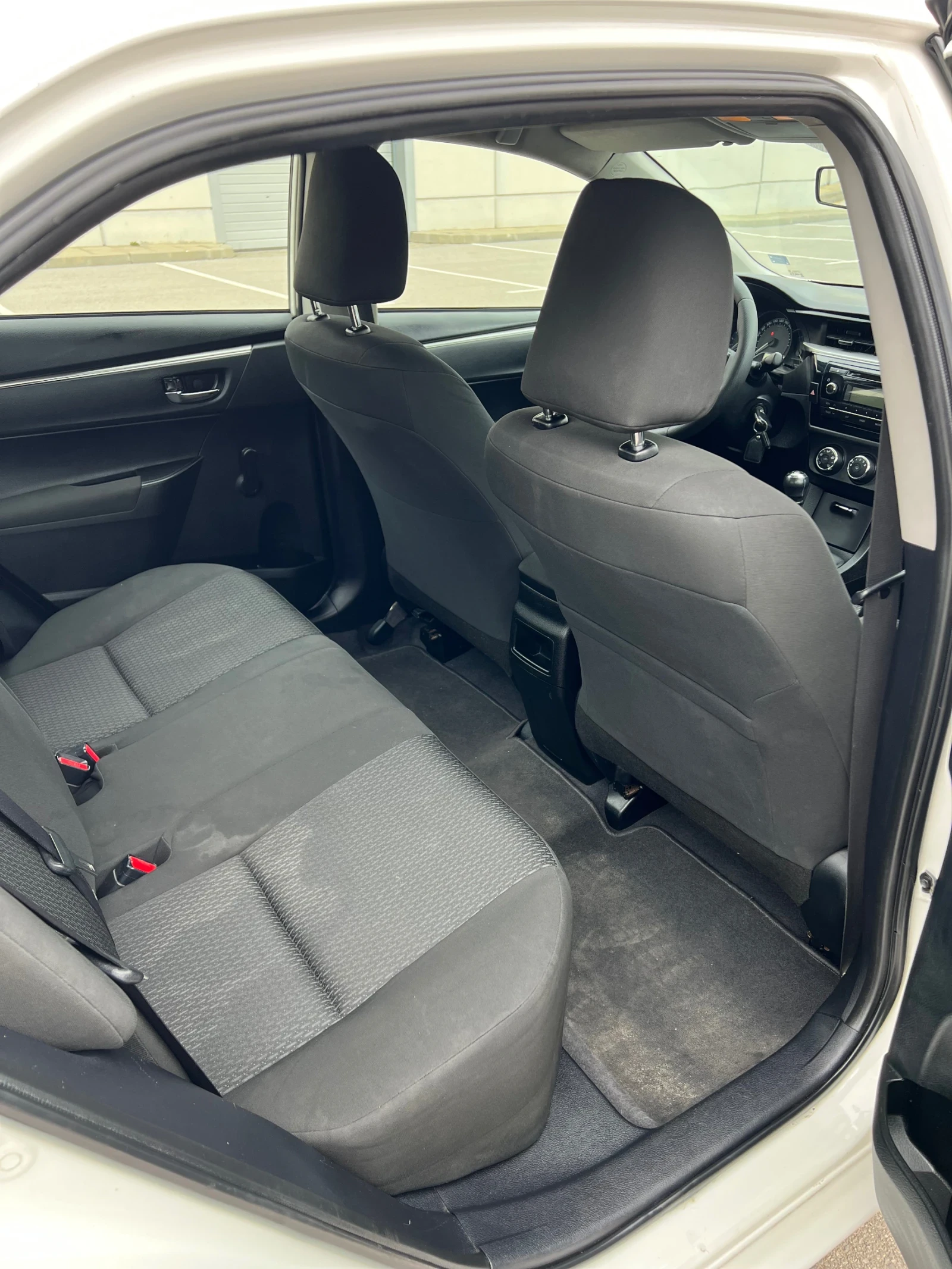 Toyota Corolla 1.4D-4D | Mobile.bg � ����������� 10