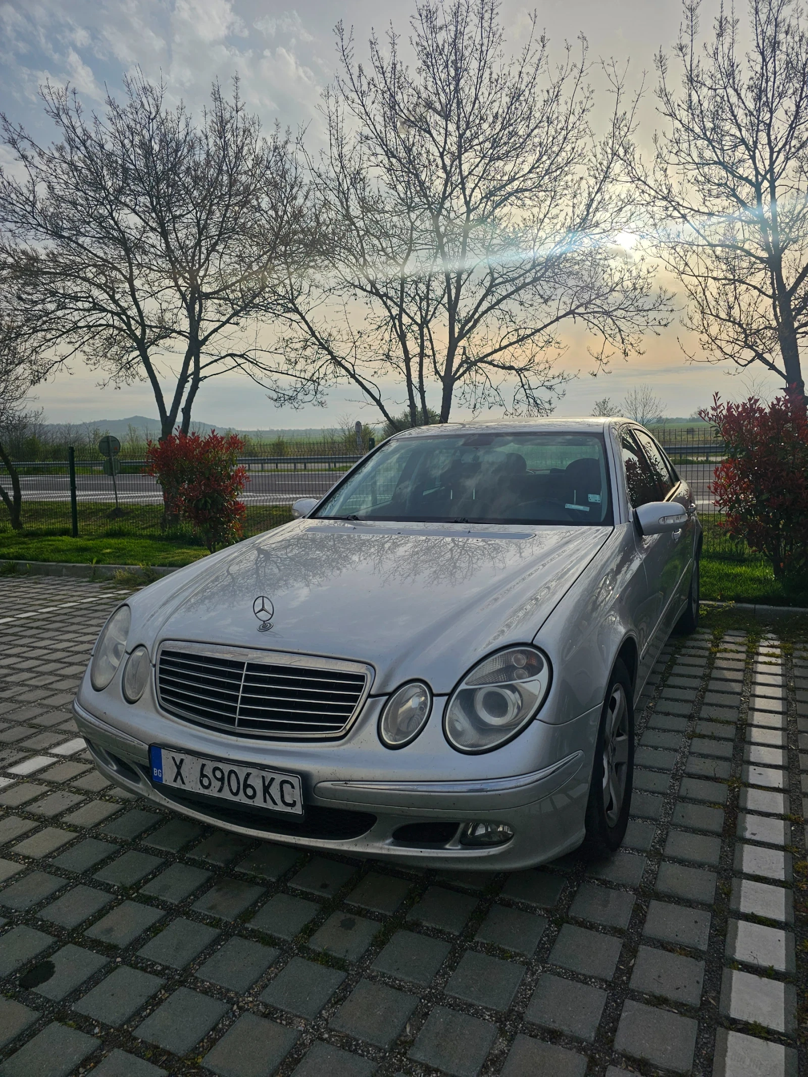 Mercedes-Benz E 280, снимка 3 - Автомобили и джипове - 53717249