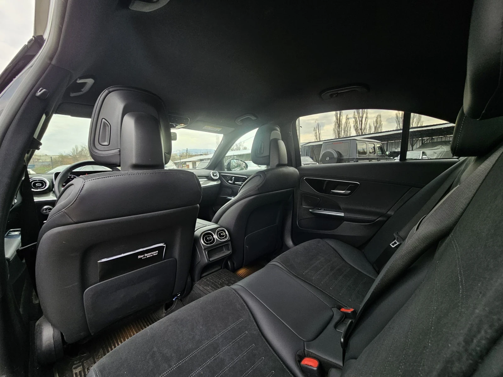 Mercedes-Benz C 300 ///AMG 4MATIC 2ГОДИНИ ГАРАНЦИЯ, снимка 12 - Автомобили и джипове - 53975614