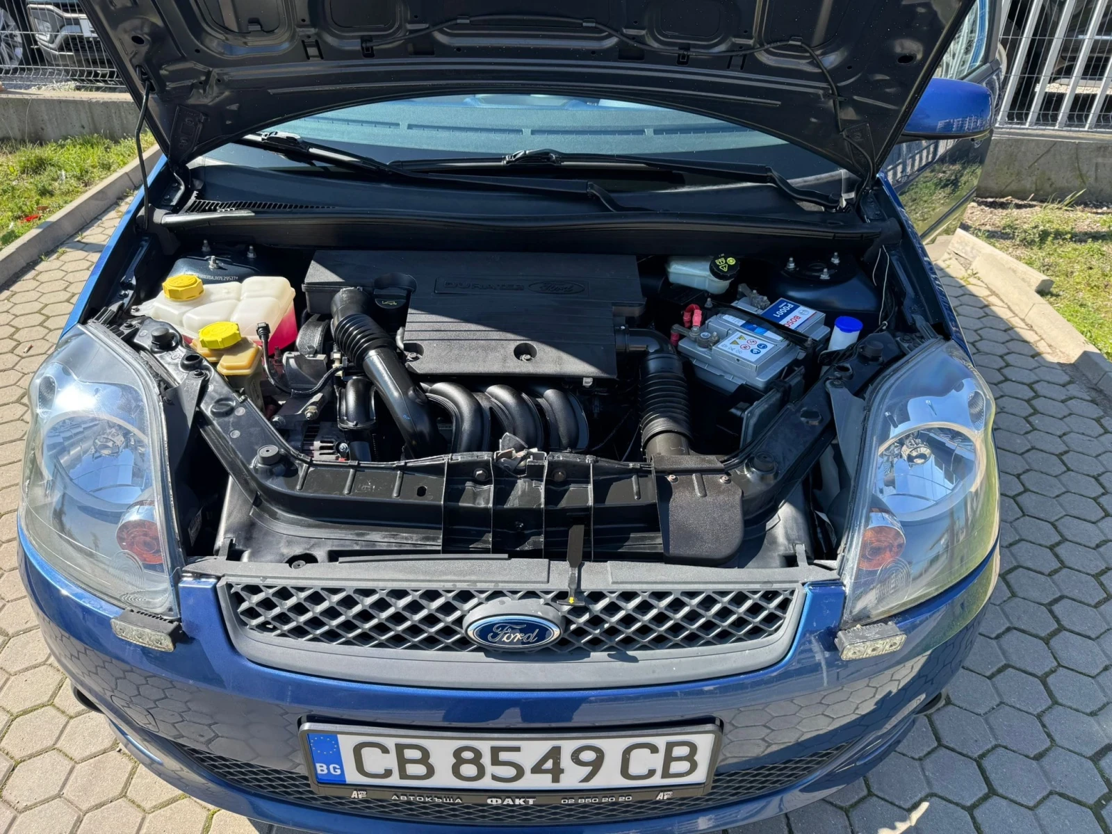 Ford Fiesta 1.2i/РЕАЛНИ КМ ! ! ! , снимка 17 - Автомобили и джипове - 54096712