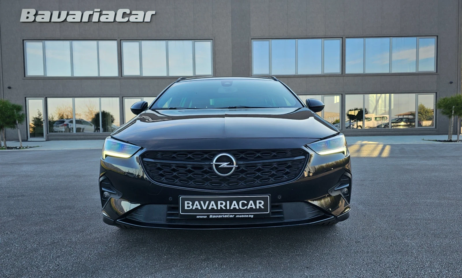 Opel Insignia Germany* Ultimate* Face* Aut.* Masage* LED* Kam.* , снимка 2 - Автомобили и джипове - 54114507