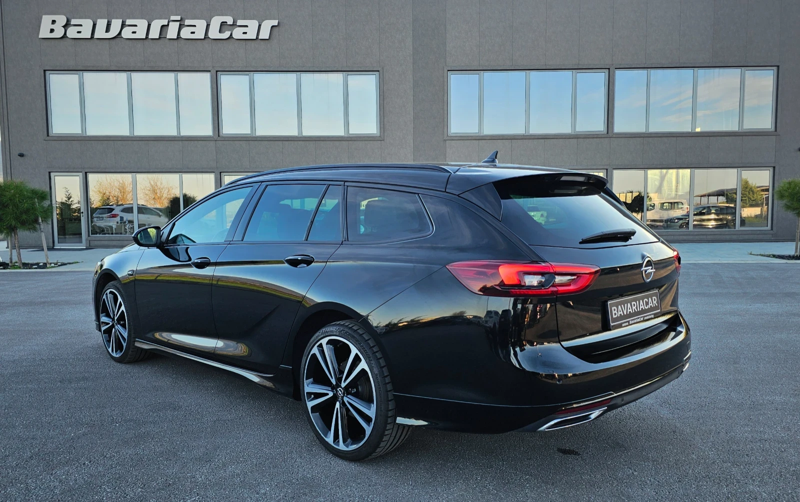 Opel Insignia Germany* Ultimate* Face* Aut.* Masage* LED* Kam.* , снимка 5 - Автомобили и джипове - 54114507