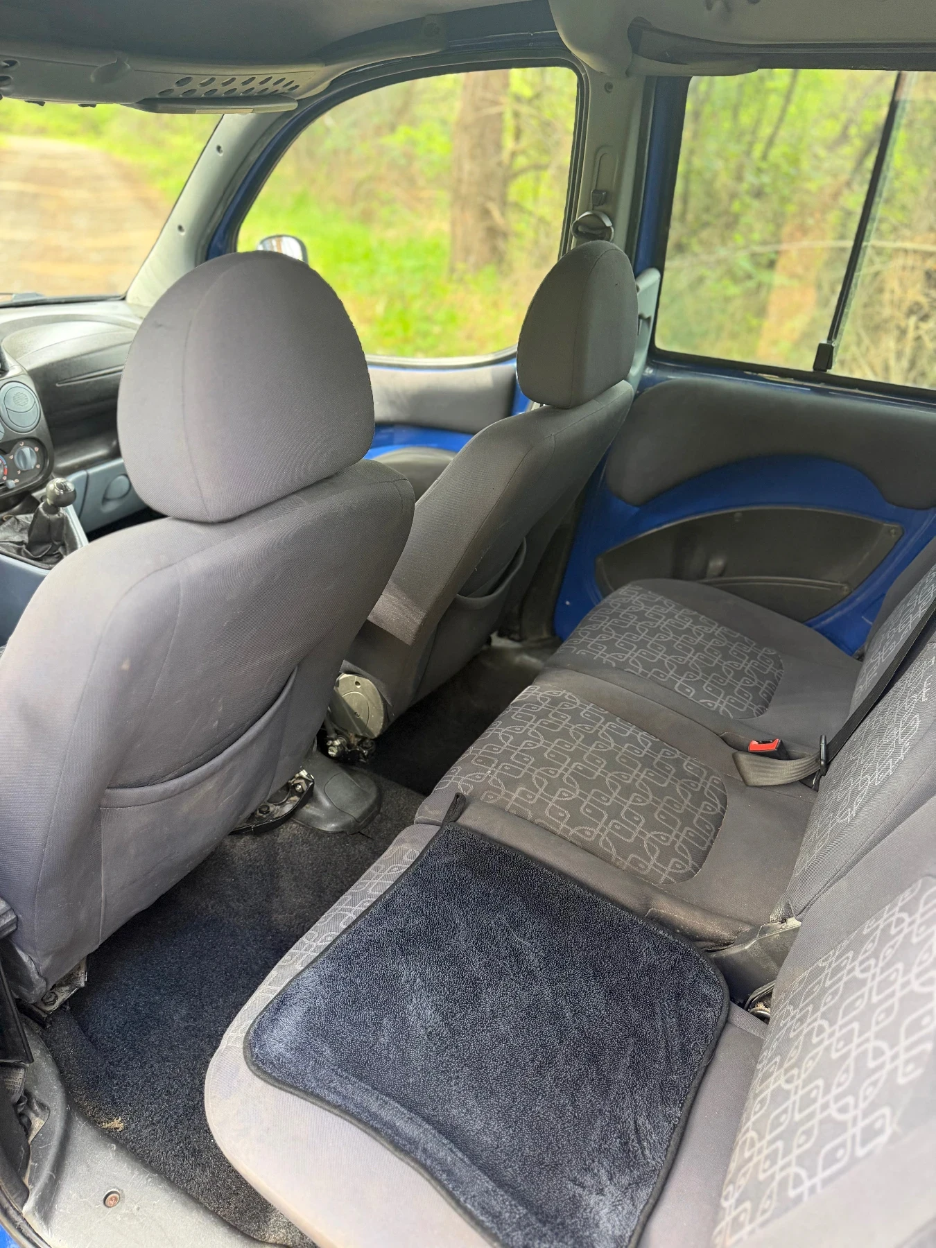 Fiat Doblo 1.9 JTD 4+ 1 TOP, снимка 9 - Автомобили и джипове - 54391754