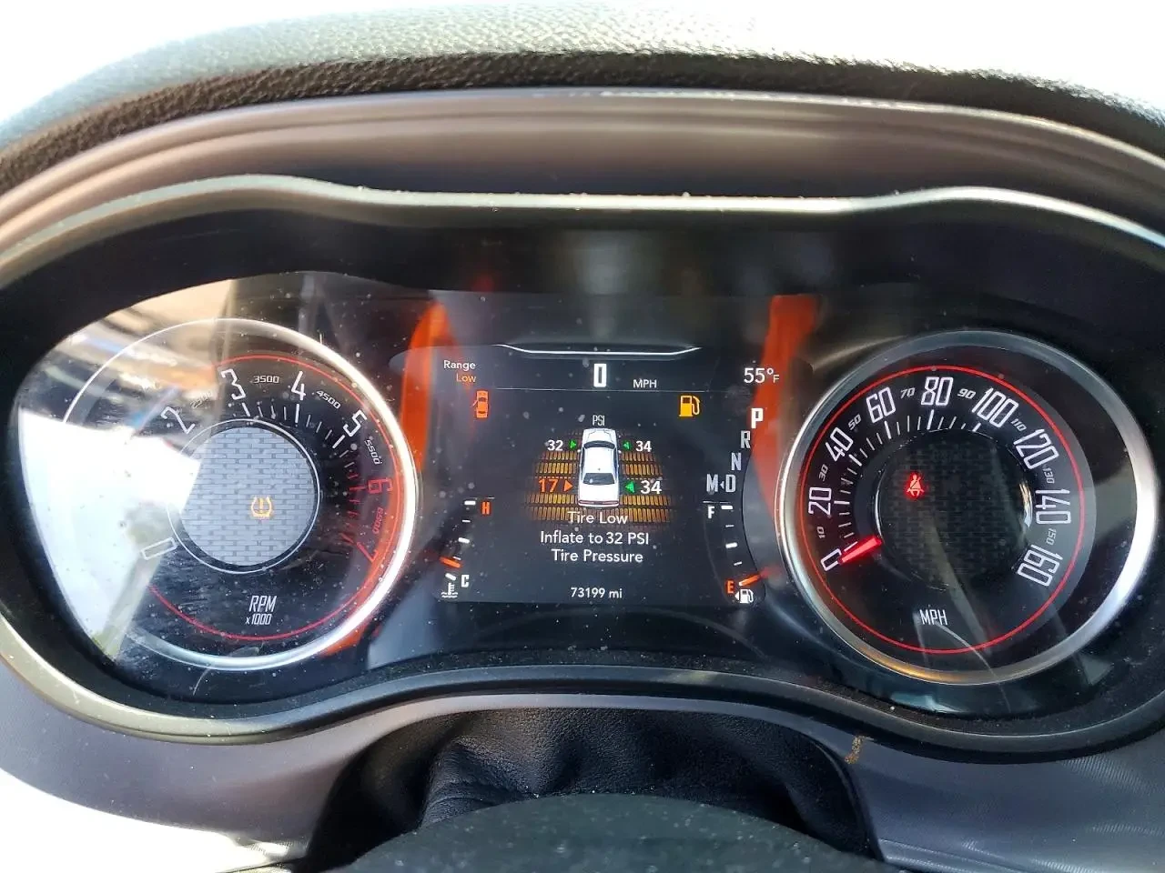 Dodge Challenger R/T V8 2D COUPE, снимка 10 - Автомобили и джипове - 54600897