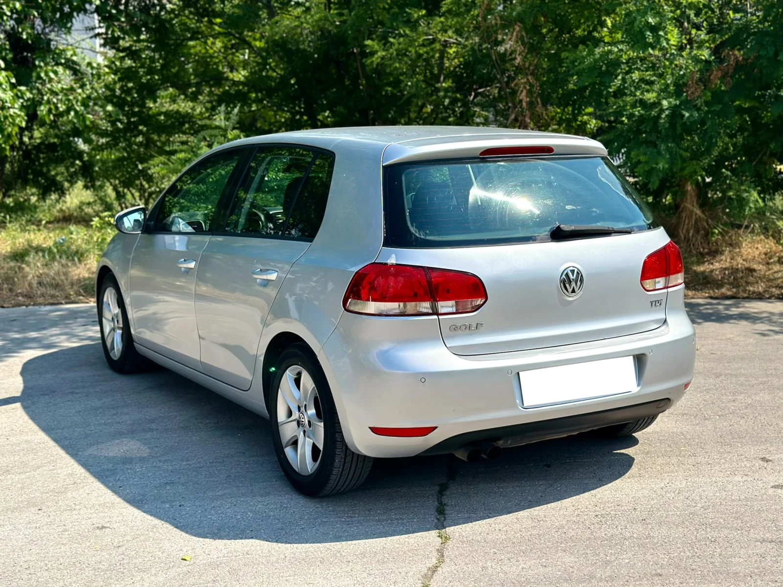 VW Golf 2.0/ 110к.с Топ! Регистриран/обслужен, снимка 7 - Автомобили и джипове - 55046908