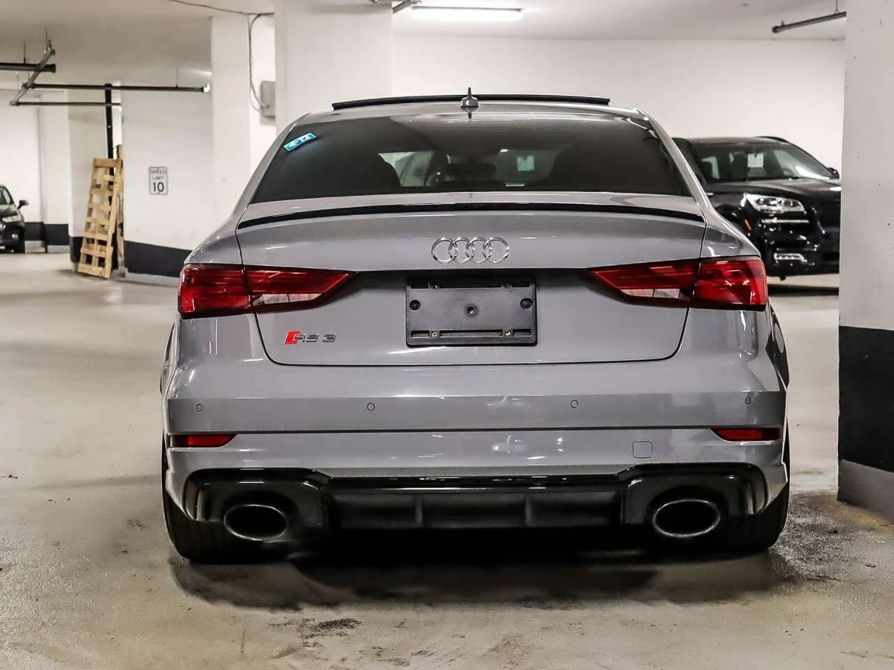 Audi Rs3 2.5 TFSI quattro S tronic / NARDO GREY / ЦЕНА ДО Б, снимка 4 - Автомобили и джипове - 54957787