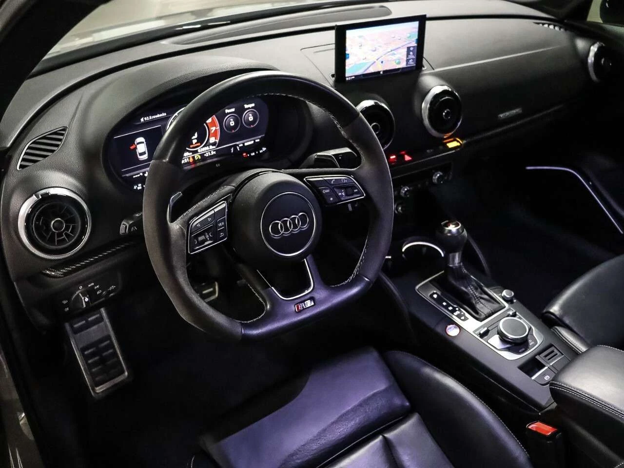 Audi Rs3 2.5 TFSI quattro S tronic / NARDO GREY / ЦЕНА ДО Б, снимка 7 - Автомобили и джипове - 54957787