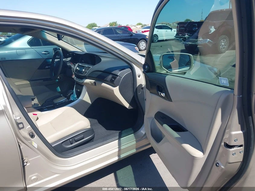 Honda Accord 2.4L I-4 DI, DOHC, VVT, 185HP Front Wheel Drive | Mobile.bg � ����������� 5