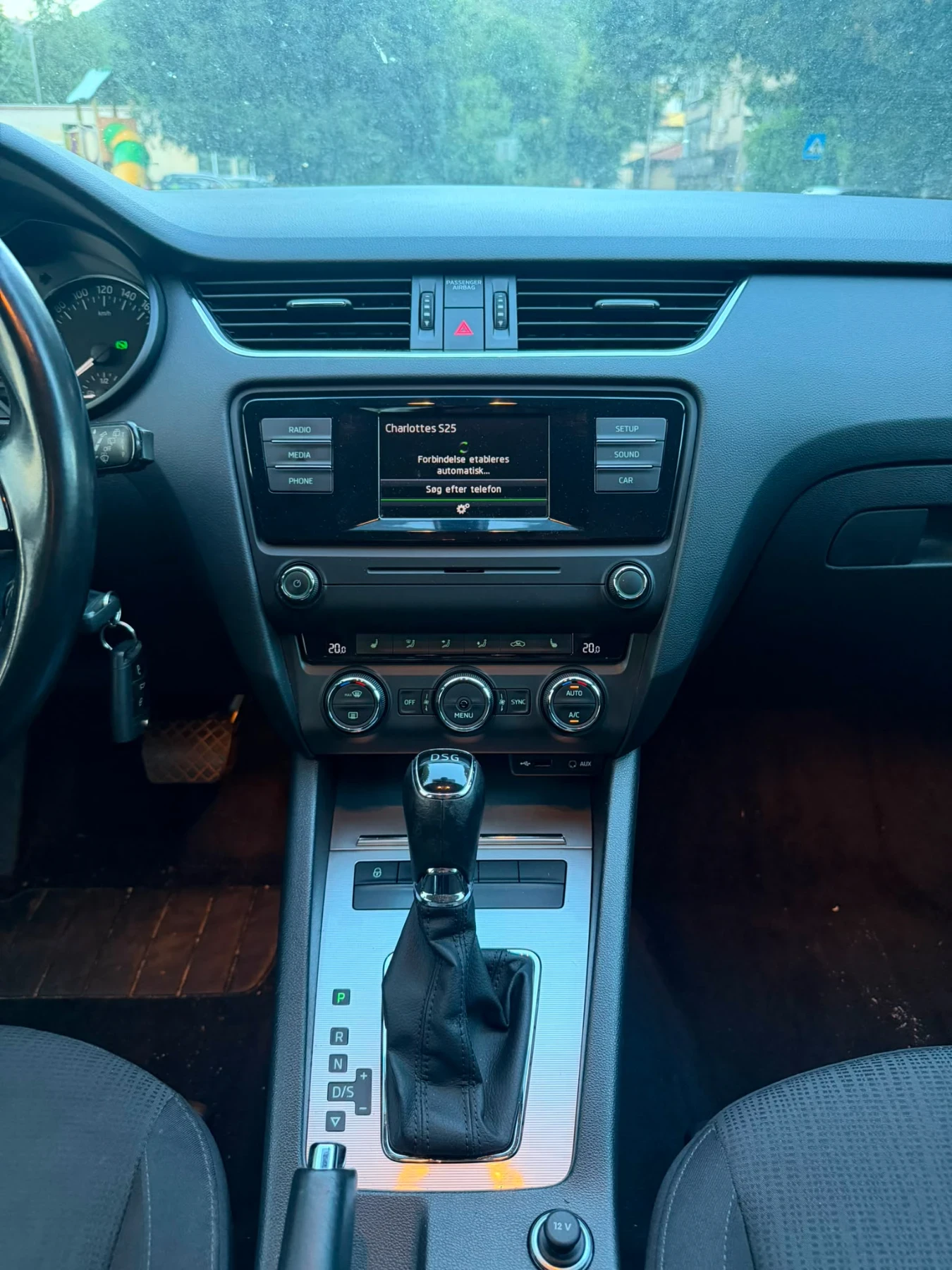 Skoda Octavia 2.0TDI DSG, снимка 7 - Автомобили и джипове - 55496446