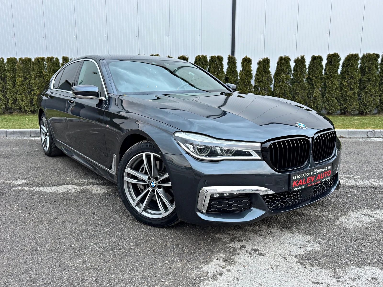 BMW 730 D X-Drive/M-Pack/Shadow line/ШВЕЙЦАРИЯ!!!, снимка 3 - Автомобили и джипове - 55480470