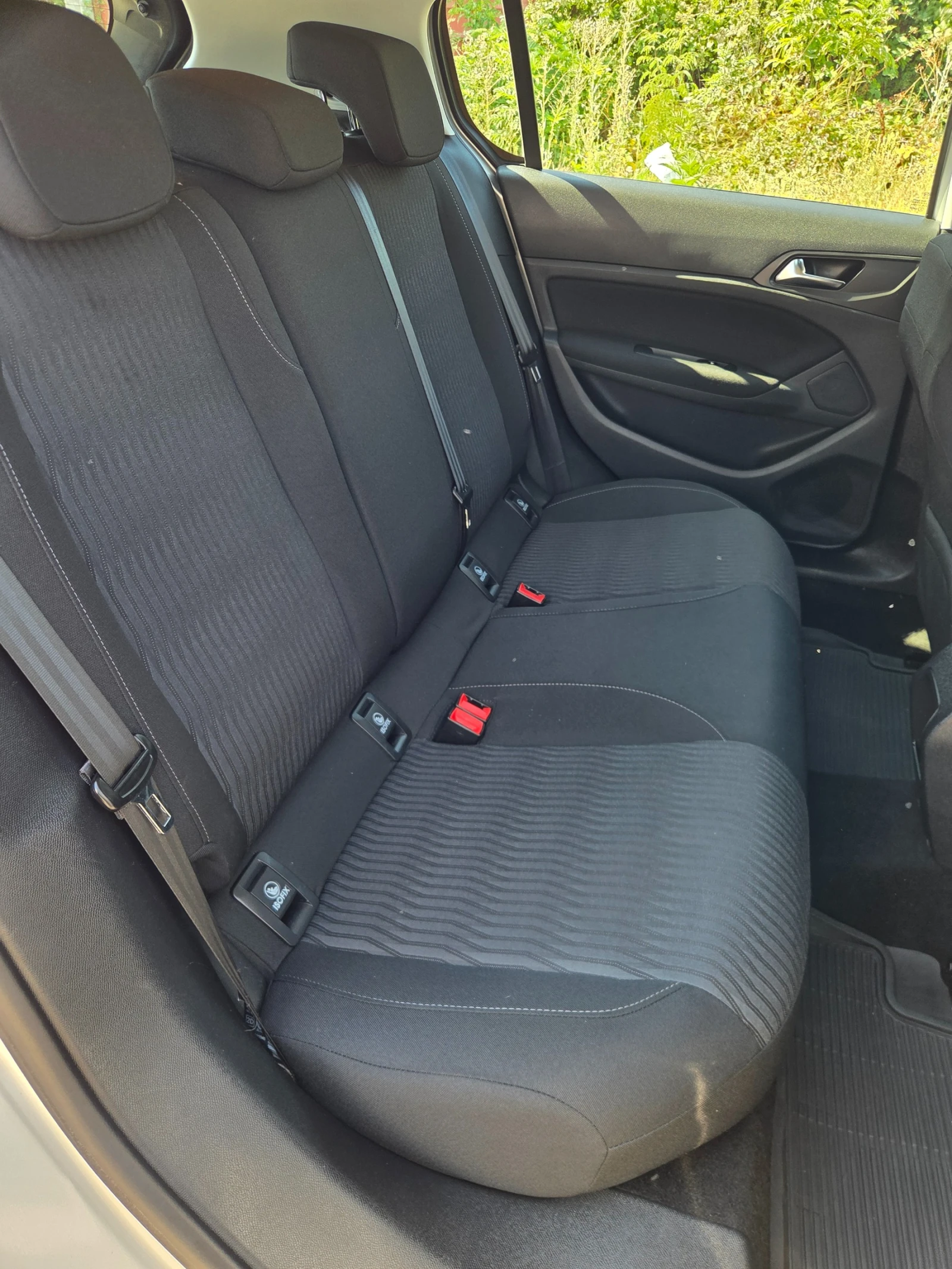 Peugeot 308 1.6HDI 150хил.км. ОТЛИЧНО, снимка 6 - Автомобили и джипове - 55570078