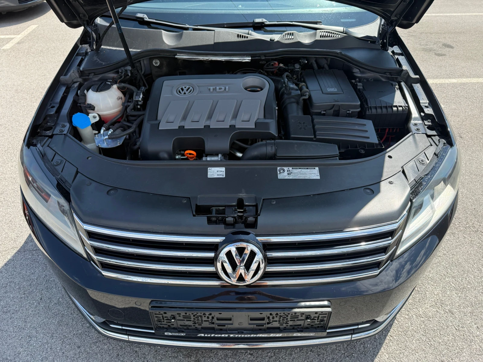 VW Passat 2.0 TDI DSG Highline 4-Motion BlueMotion Tech, снимка 9 - Автомобили и джипове - 55671664