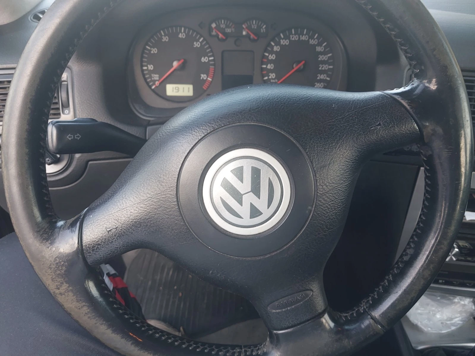 VW Golf 1600, снимка 3 - Автомобили и джипове - 55705158