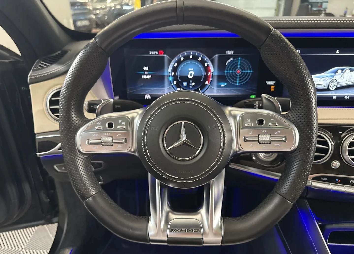 Mercedes-Benz S 560 4MATIC AMG-Line Plus , снимка 8 - Автомобили и джипове - 55902363
