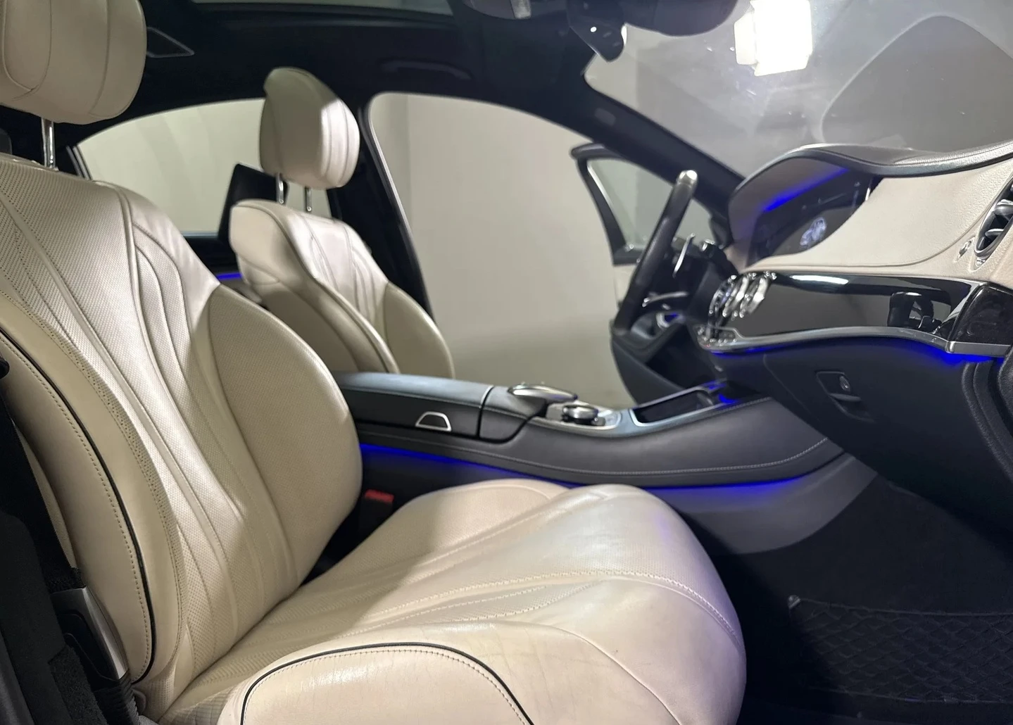 Mercedes-Benz S 560 4MATIC AMG-Line Plus , снимка 7 - Автомобили и джипове - 55902363