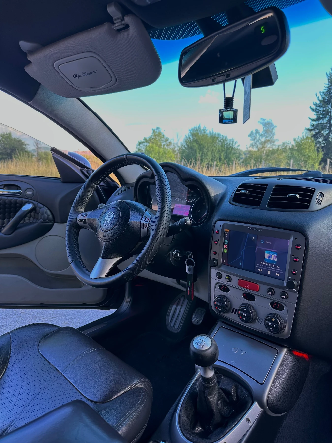 Alfa Romeo Gt, снимка 12 - Автомобили и джипове - 56061513