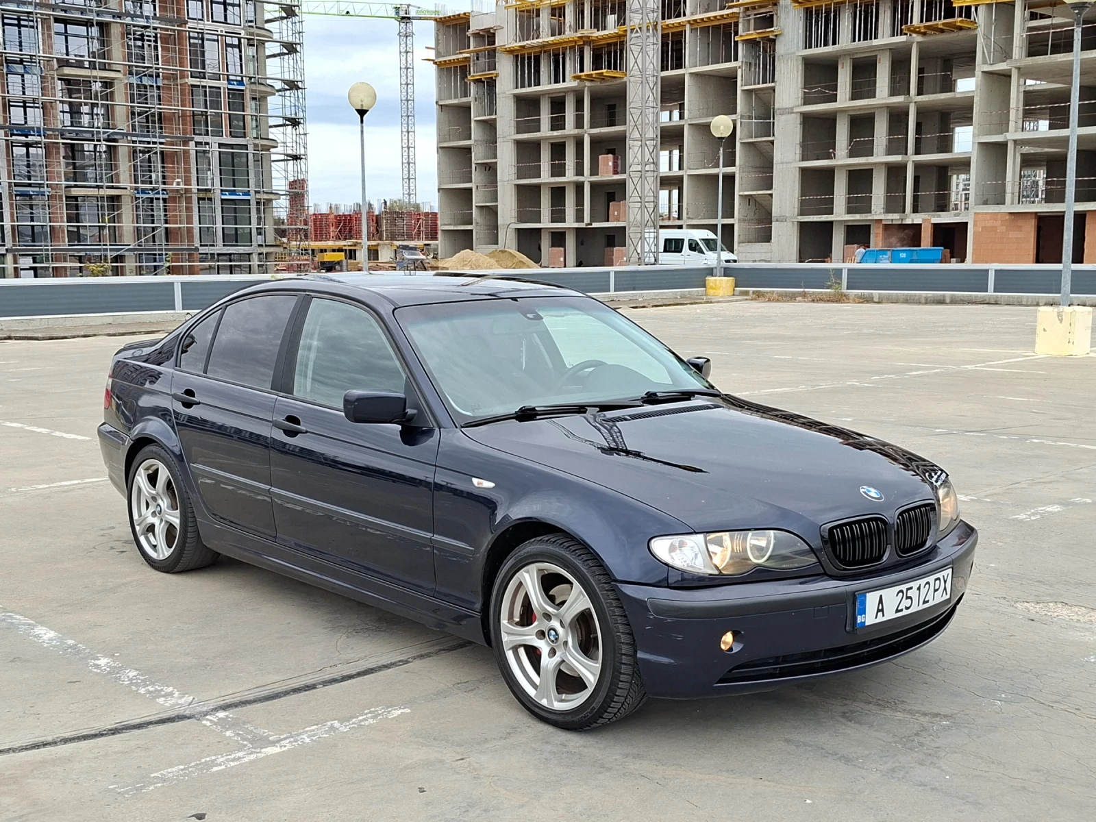 BMW 320 2.0D FACELIFT, снимка 2 - Автомобили и джипове - 56181595
