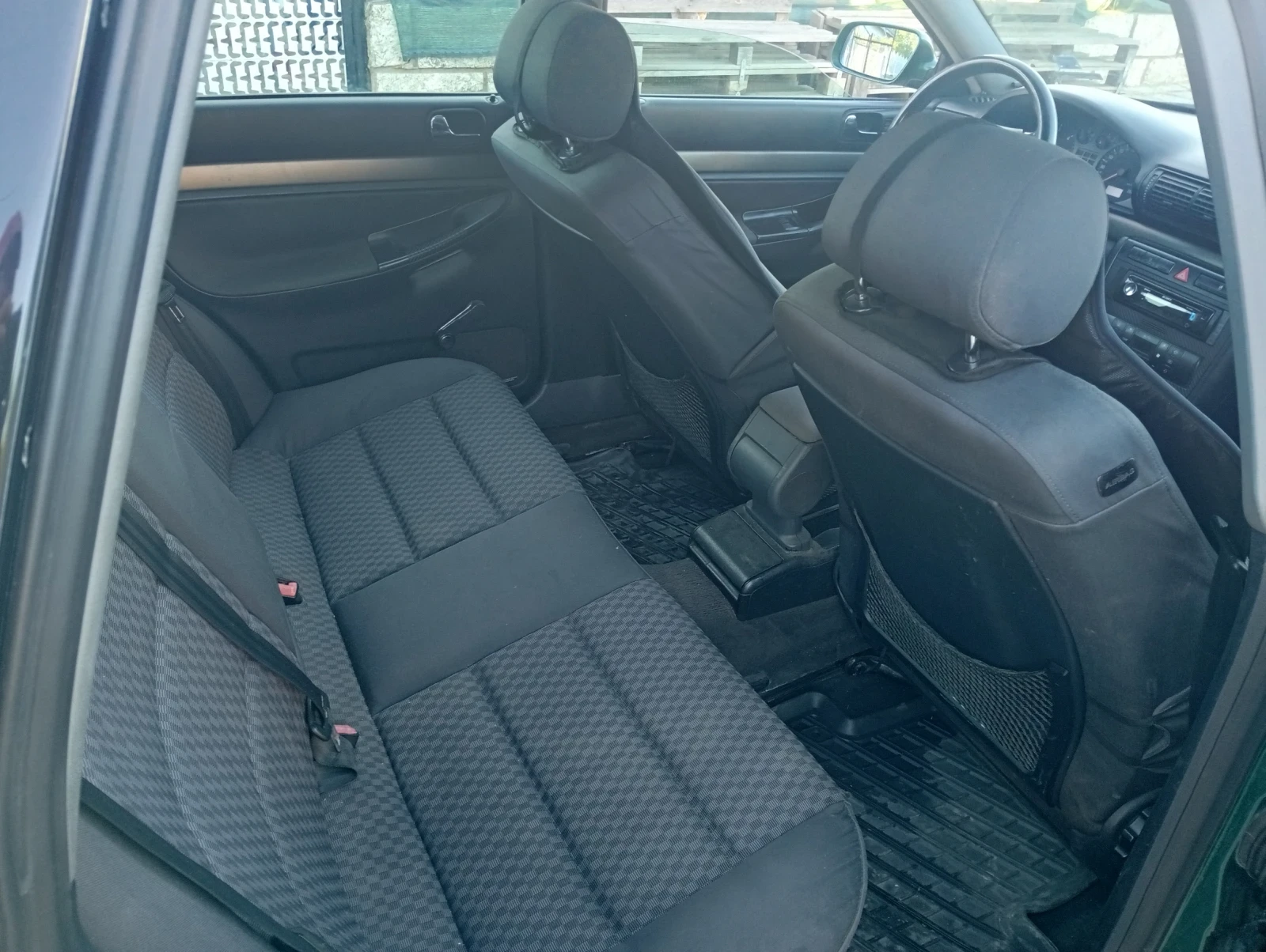 Audi A4, снимка 6 - Автомобили и джипове - 56261149