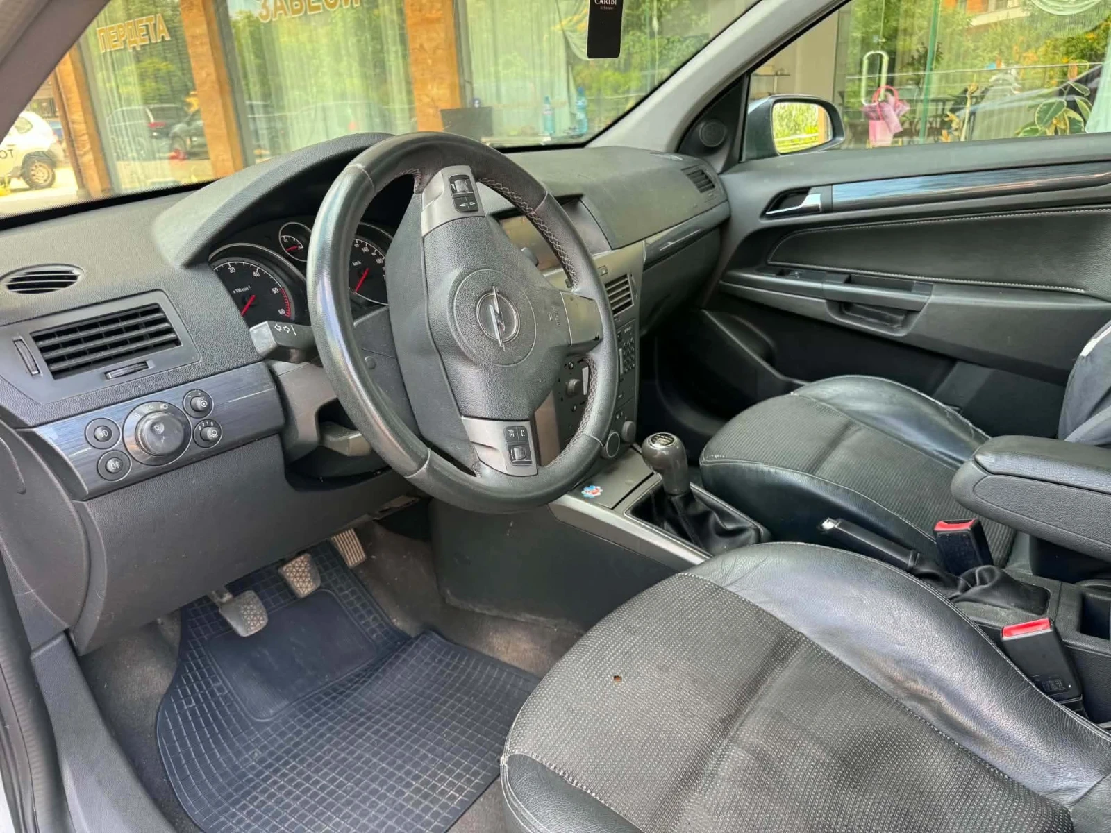 Opel Astra, снимка 6 - Автомобили и джипове - 56364533
